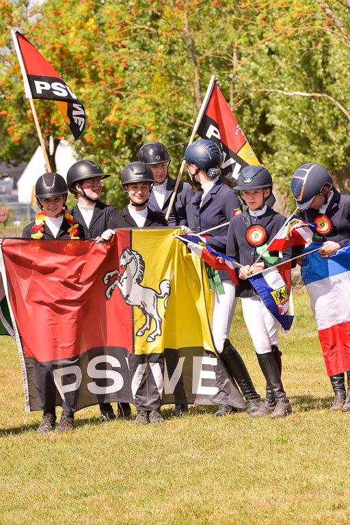 Goldene Schärpe Ponys in Hohenberg Krusemark 2024 | 14072024 Ehrungen_056 