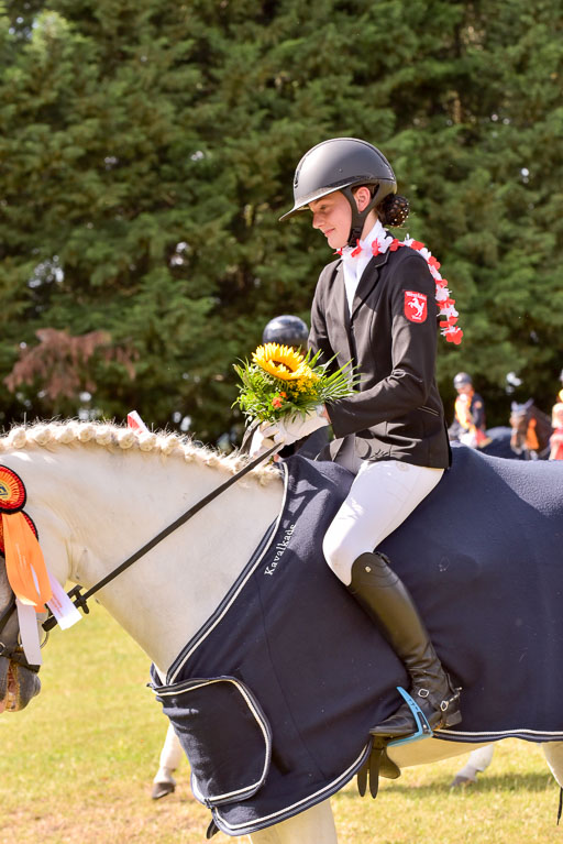 Goldene Schärpe Ponys in Hohenberg Krusemark 2024 | 14072024 Ehrungen_178 