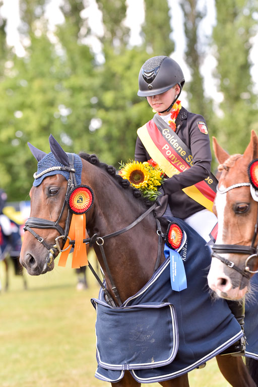 Goldene Schärpe Ponys in Hohenberg Krusemark 2024 | 14072024 Ehrungen_230 