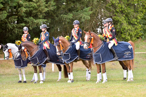 Goldene Schärpe Ponys in Hohenberg Krusemark 2024 | 14072024 Ehrungen_236 