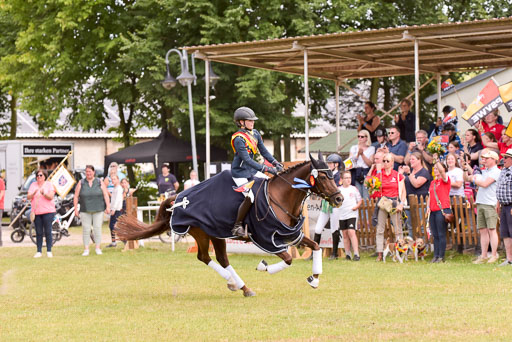 Goldene Schärpe Ponys in Hohenberg Krusemark 2024 | 14072024 Ehrungen_320 