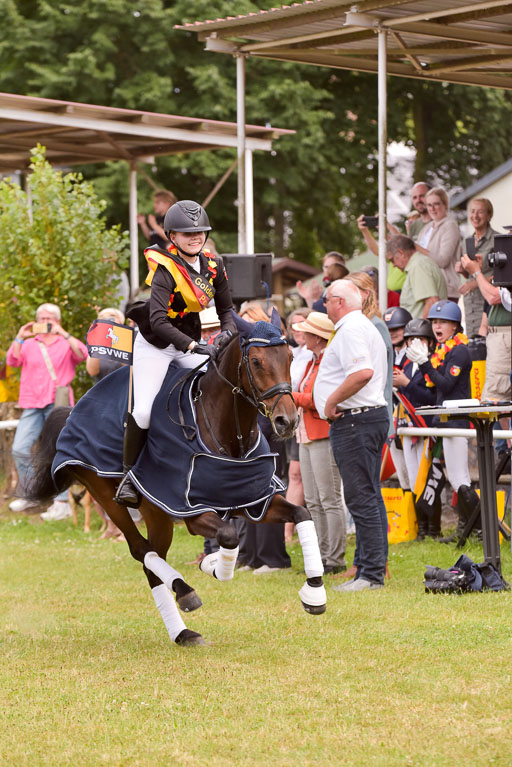 Goldene Schärpe Ponys in Hohenberg Krusemark 2024 | 14072024 Ehrungen_333 