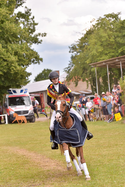 Goldene Schärpe Ponys in Hohenberg Krusemark 2024 | 14072024 Ehrungen_338 