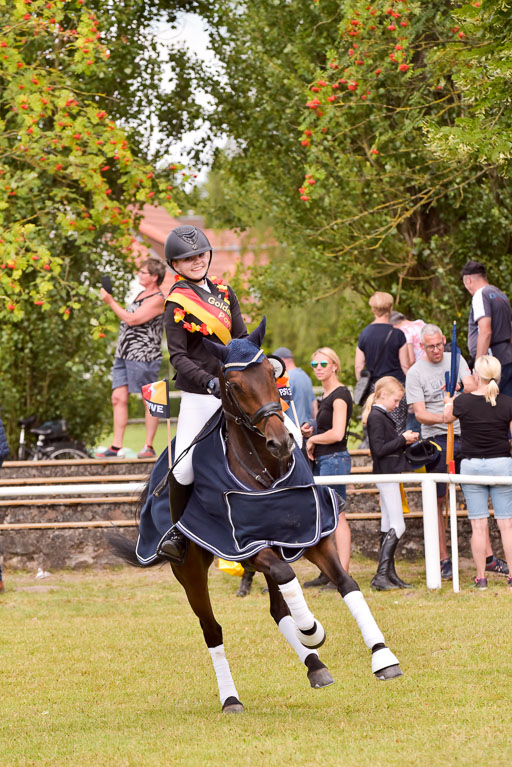 Goldene Schärpe Ponys in Hohenberg Krusemark 2024 | 14072024 Ehrungen_341 