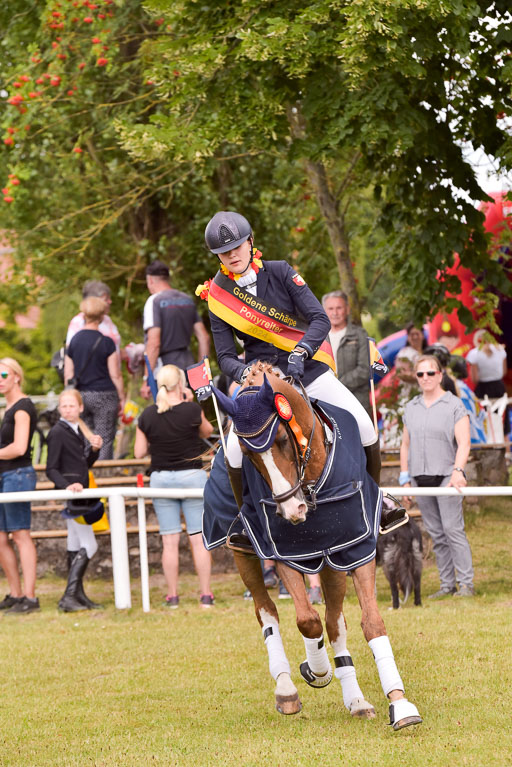 Goldene Schärpe Ponys in Hohenberg Krusemark 2024 | 14072024 Ehrungen_347 