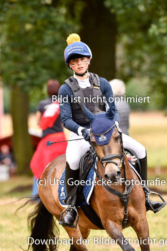 Goldene Schärpe Ponys in Hohenberg Krusemark 2024 | 13072024 Gelände 1 Abt_020
