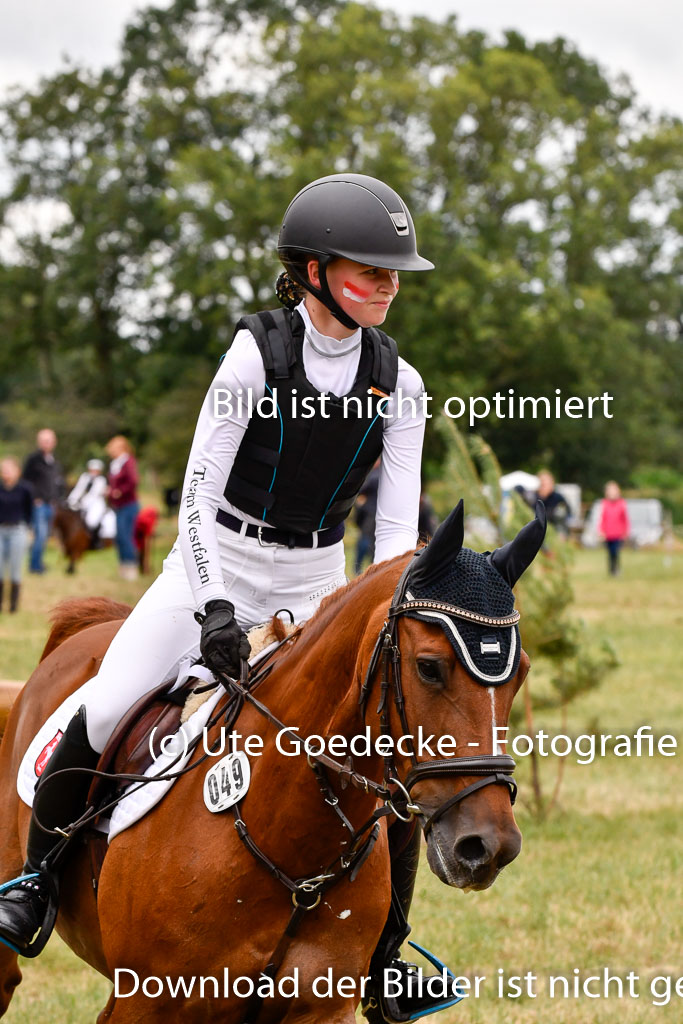 Goldene Schärpe Ponys in Hohenberg Krusemark 2024 | 13072024 Gelände 1 Abt_451 