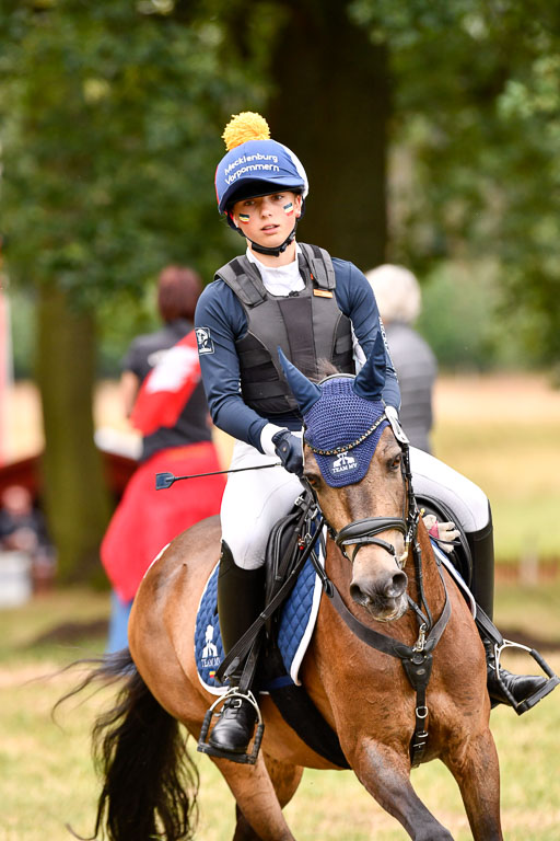 Goldene Schärpe Ponys in Hohenberg Krusemark 2024 | 13072024 Gelände 1 Abt_020 
