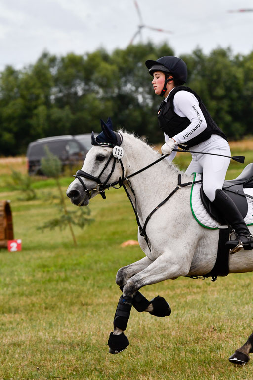 Goldene Schärpe Ponys in Hohenberg Krusemark 2024 | 13072024 Gelände 1 Abt_046 