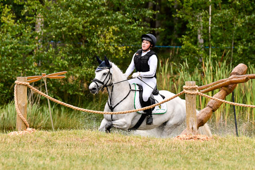 Goldene Schärpe Ponys in Hohenberg Krusemark 2024 | 13072024 Gelände 1 Abt_049 