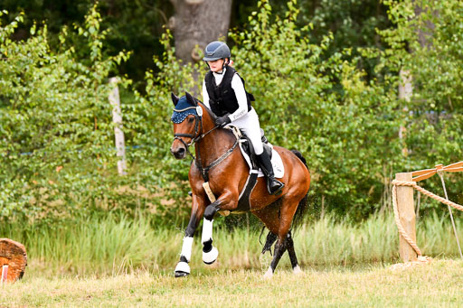 Goldene Schärpe Ponys in Hohenberg Krusemark 2024 | 13072024 Gelände 1 Abt_094 