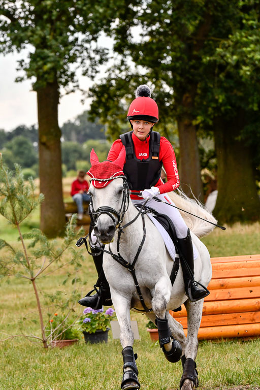 Goldene Schärpe Ponys in Hohenberg Krusemark 2024 | 13072024 Gelände 1 Abt_158 