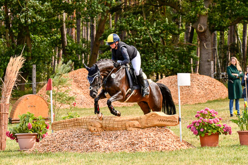Goldene Schärpe Ponys in Hohenberg Krusemark 2024 | 13072024 Gelände 1 Abt_197 