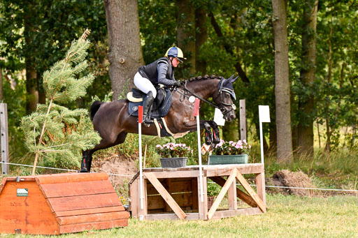 Goldene Schärpe Ponys in Hohenberg Krusemark 2024 | 13072024 Gelände 1 Abt_198 