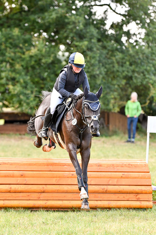 Goldene Schärpe Ponys in Hohenberg Krusemark 2024 | 13072024 Gelände 1 Abt_200 