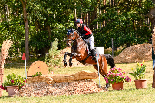 Goldene Schärpe Ponys in Hohenberg Krusemark 2024 | 13072024 Gelände 1 Abt_233 
