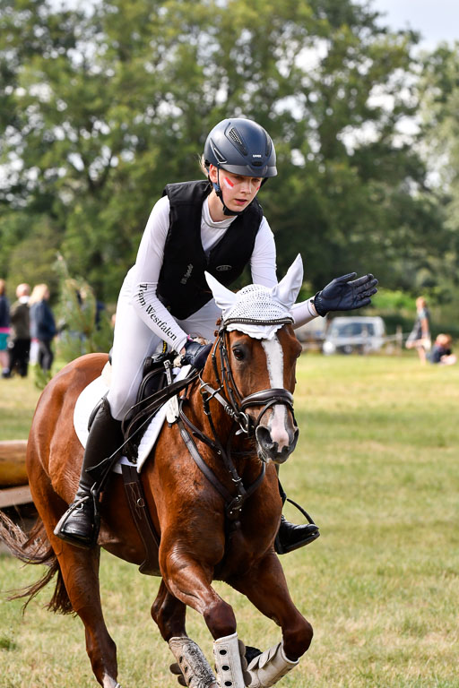 Goldene Schärpe Ponys in Hohenberg Krusemark 2024 | 13072024 Gelände 1 Abt_260 