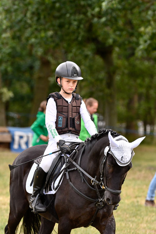 Goldene Schärpe Ponys in Hohenberg Krusemark 2024 | 13072024 Gelände 1 Abt_261 