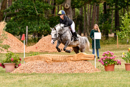 Goldene Schärpe Ponys in Hohenberg Krusemark 2024 | 13072024 Gelände 1 Abt_287 