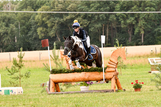 Goldene Schärpe Ponys in Hohenberg Krusemark 2024 | 13072024 Gelände 1 Abt_399 