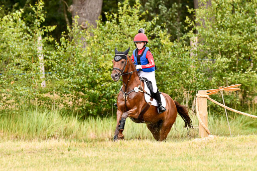 Goldene Schärpe Ponys in Hohenberg Krusemark 2024 | 13072024 Gelände 1 Abt_532 