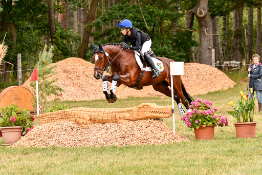 Goldene Schärpe Ponys in Hohenberg Krusemark 2024 | 13072024 Gelände 1 Abt_564 