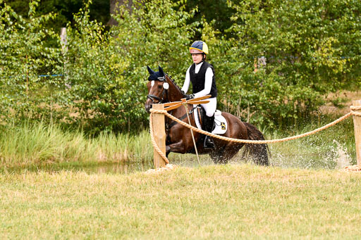Goldene Schärpe Ponys in Hohenberg Krusemark 2024 | 13072024 Gelände 1 Abt_579 