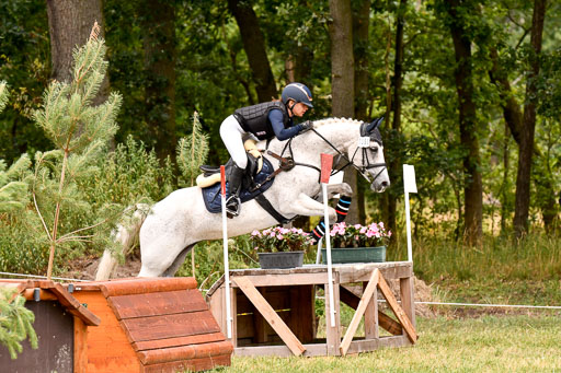 Goldene Schärpe Ponys in Hohenberg Krusemark 2024 | 13072024 Gelände 1 Abt_595 