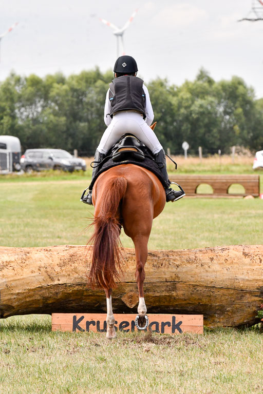 Goldene Schärpe Ponys in Hohenberg Krusemark 2024 | 13072024 Gelände 1 Abt_720 