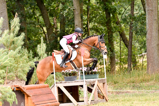 Goldene Schärpe Ponys in Hohenberg Krusemark 2024 | 13072024 Gelände 1 Abt_774 