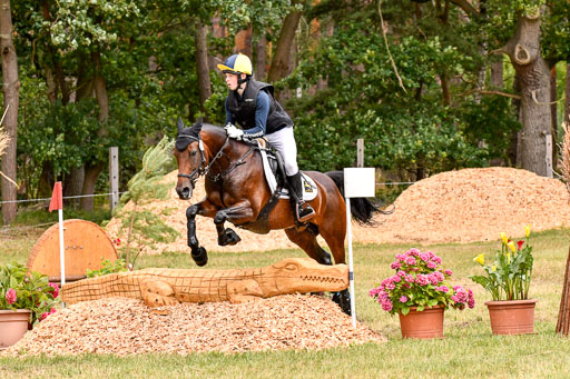 Goldene Schärpe Ponys in Hohenberg Krusemark 2024 | 13072024 Gelände 1 Abt_808 