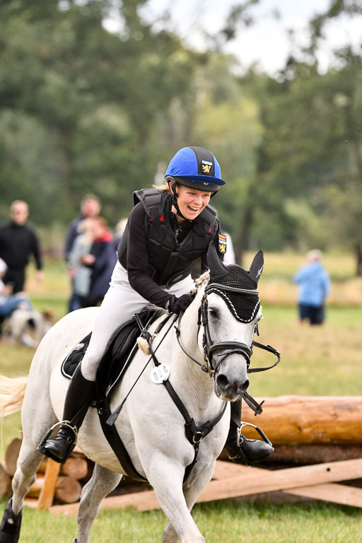 Goldene Schärpe Ponys in Hohenberg Krusemark 2024 | 13072024 Gelände 1 Abt_833 