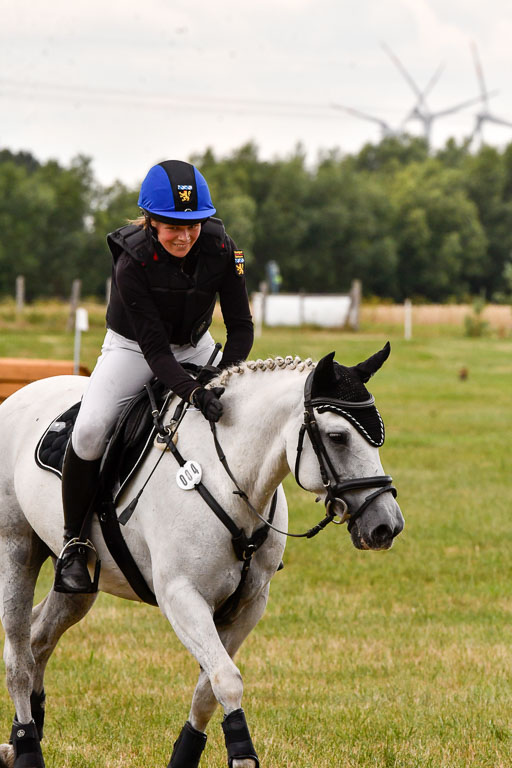 Goldene Schärpe Ponys in Hohenberg Krusemark 2024 | 13072024 Gelände 1 Abt_836 