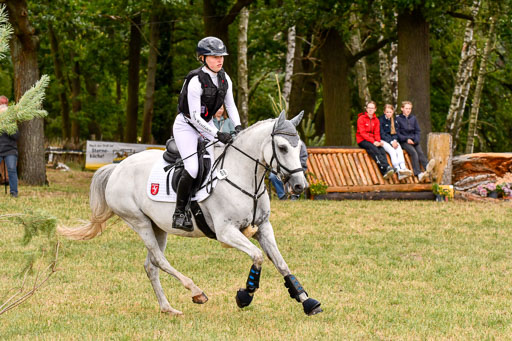 Goldene Schärpe Ponys in Hohenberg Krusemark 2024 | 13072024 Gelände 1 Abt_837 