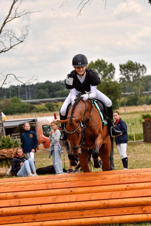 Goldene Schärpe Ponys in Hohenberg Krusemark 2024 | 13072024 Gelände 1 Abt_928 