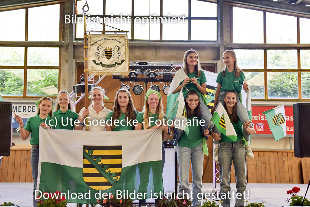 Goldene Schärpe Ponys in Hohenberg Krusemark 2024 | 13072024  Länderabend_115 