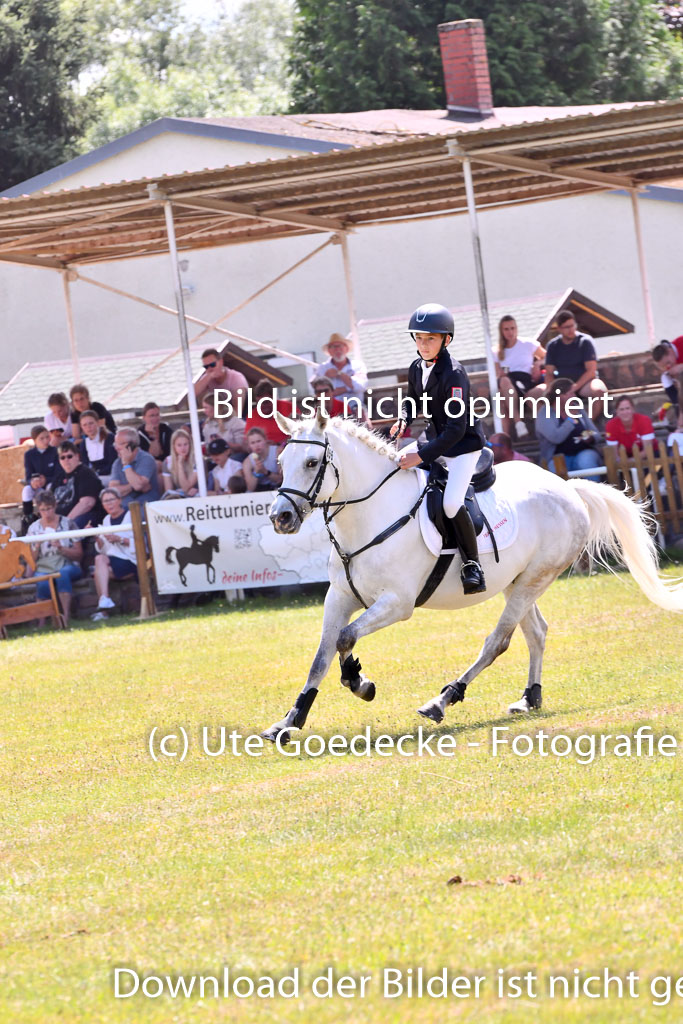 Goldene Schärpe Ponys in Hohenberg Krusemark 2024 | 14072024 Springen 2Abt_054 