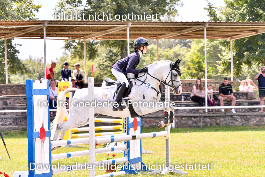 Goldene Schärpe Ponys in Hohenberg Krusemark 2024 | 14072024 Springen 2Abt_096 