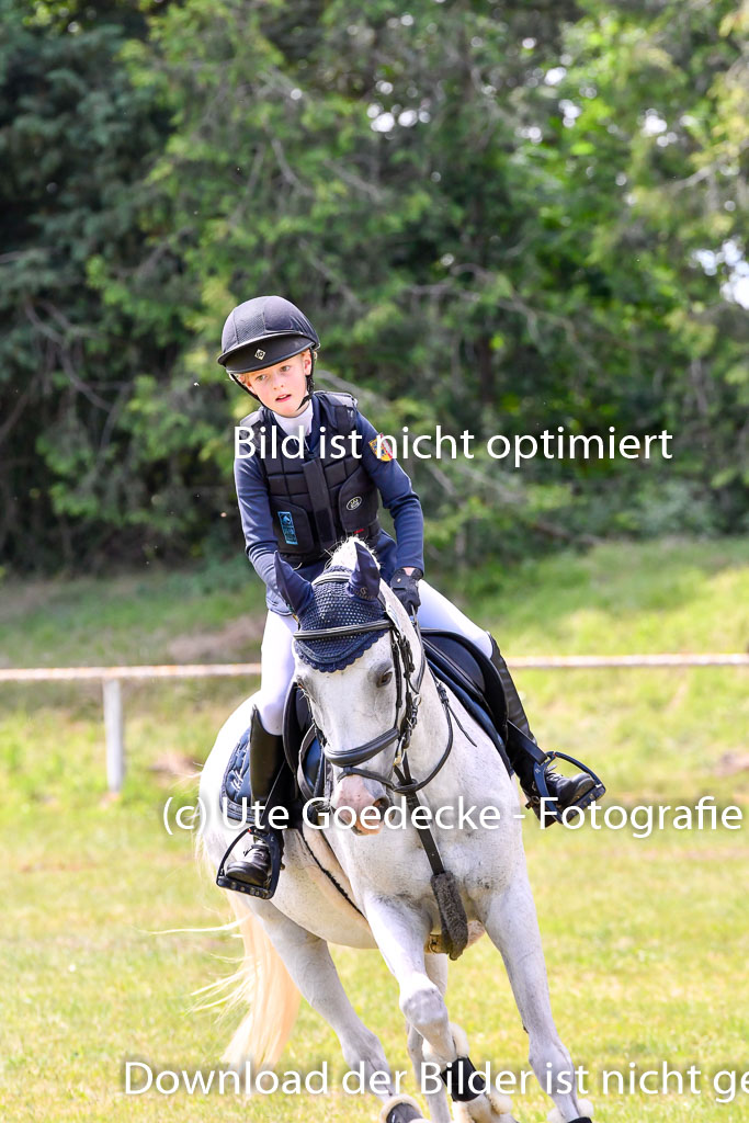 Goldene Schärpe Ponys in Hohenberg Krusemark 2024 | 14072024 Springen 2Abt_108 