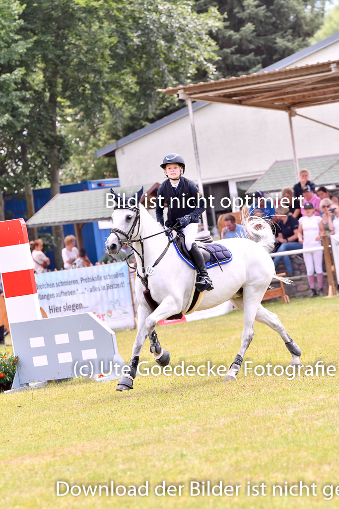 Goldene Schärpe Ponys in Hohenberg Krusemark 2024 | 14072024 Springen 2Abt_306 