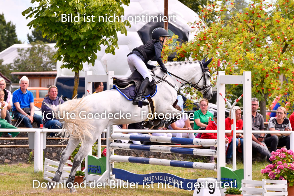 Goldene Schärpe Ponys in Hohenberg Krusemark 2024 | 14072024 Springen 2Abt_310 