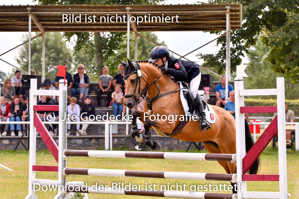 Goldene Schärpe Ponys in Hohenberg Krusemark 2024 | 14072024 Springen 2Abt_325 