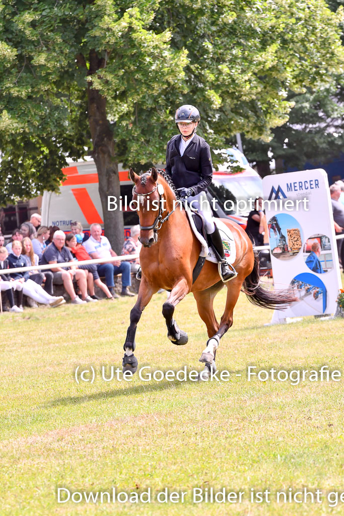 Goldene Schärpe Ponys in Hohenberg Krusemark 2024 | 14072024 Springen 2Abt_377 