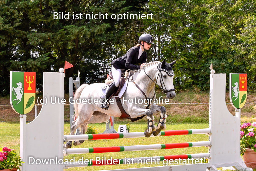 Goldene Schärpe Ponys in Hohenberg Krusemark 2024 | 14072024 Springen 2Abt_399 