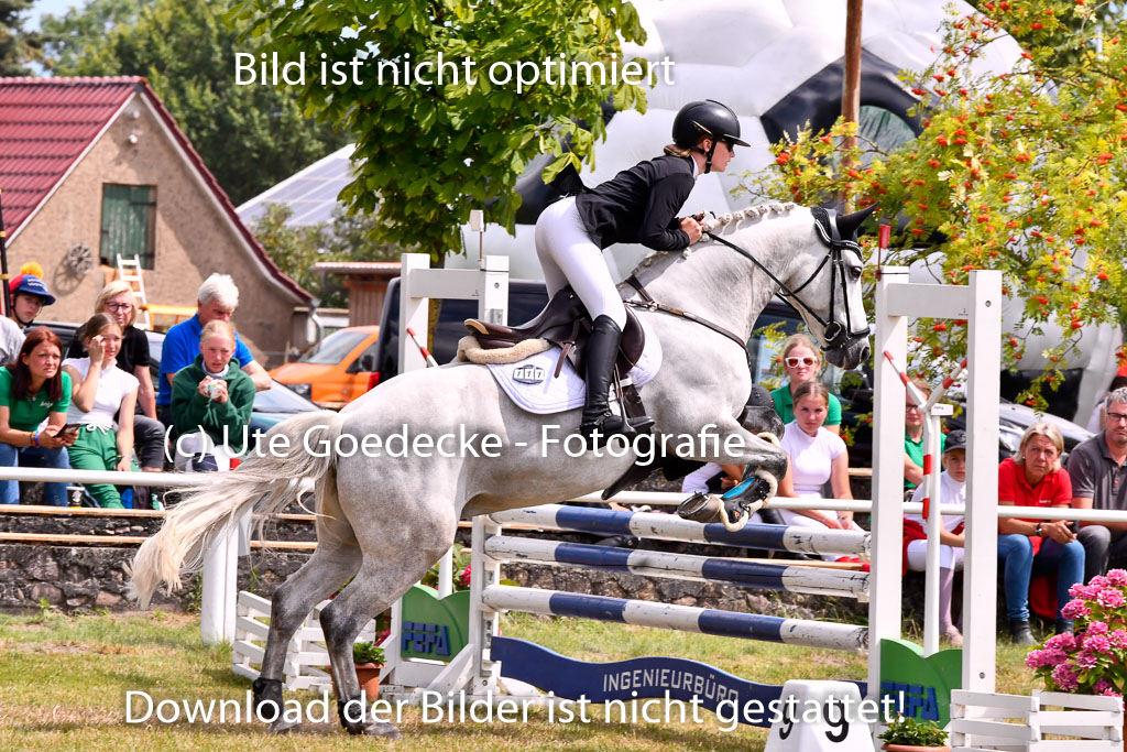 Goldene Schärpe Ponys in Hohenberg Krusemark 2024 | 14072024 Springen 2Abt_405 