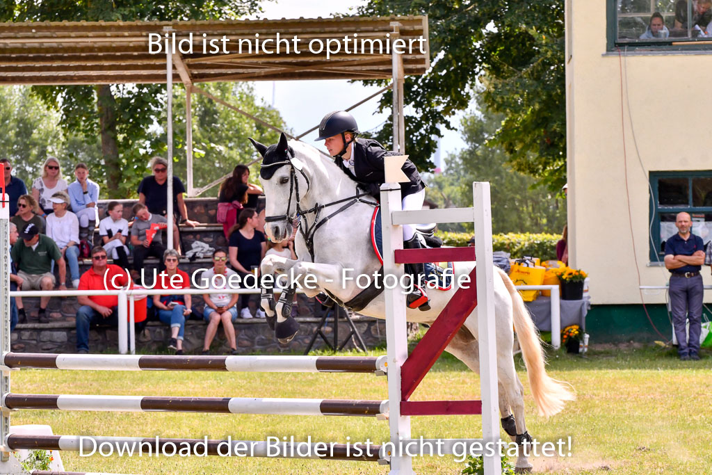 Goldene Schärpe Ponys in Hohenberg Krusemark 2024 | 14072024 Springen 2Abt_448 