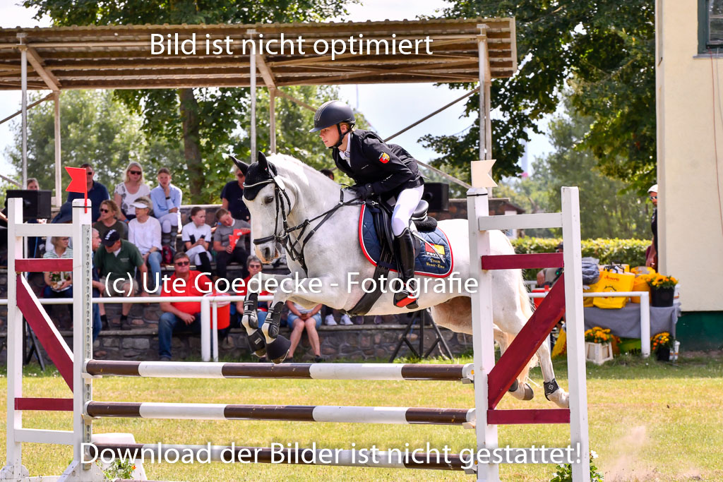 Goldene Schärpe Ponys in Hohenberg Krusemark 2024 | 14072024 Springen 2Abt_449 