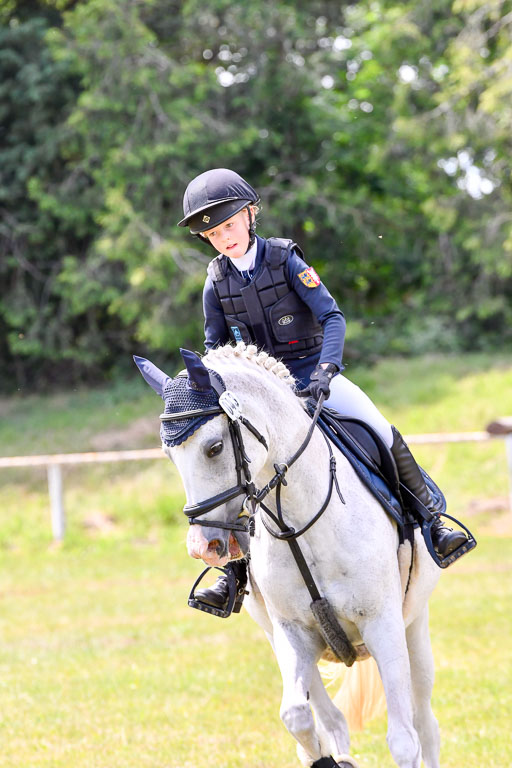 Goldene Schärpe Ponys in Hohenberg Krusemark 2024 | 14072024 Springen 2Abt_109 