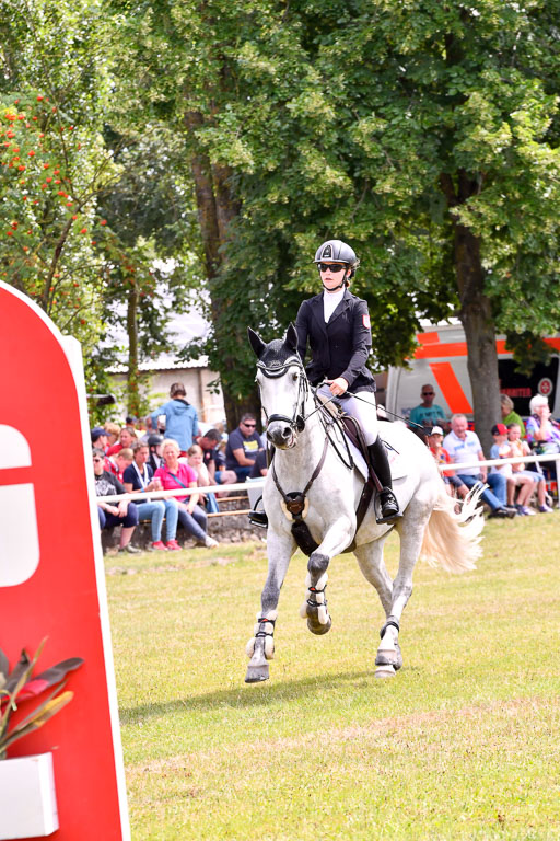 Goldene Schärpe Ponys in Hohenberg Krusemark 2024 | 14072024 Springen 2Abt_402 