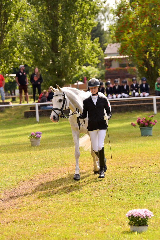 Goldene Schärpe Ponys in Hohenberg Krusemark 2024 | 14072024 Vormustern_417 